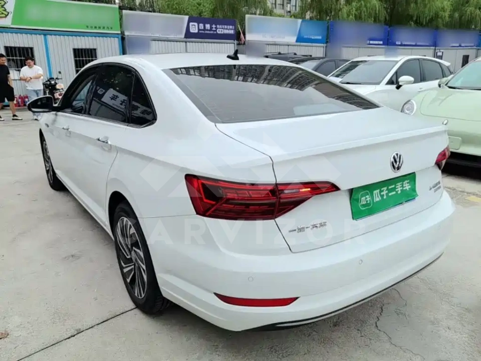 Volkswagen Sagitar