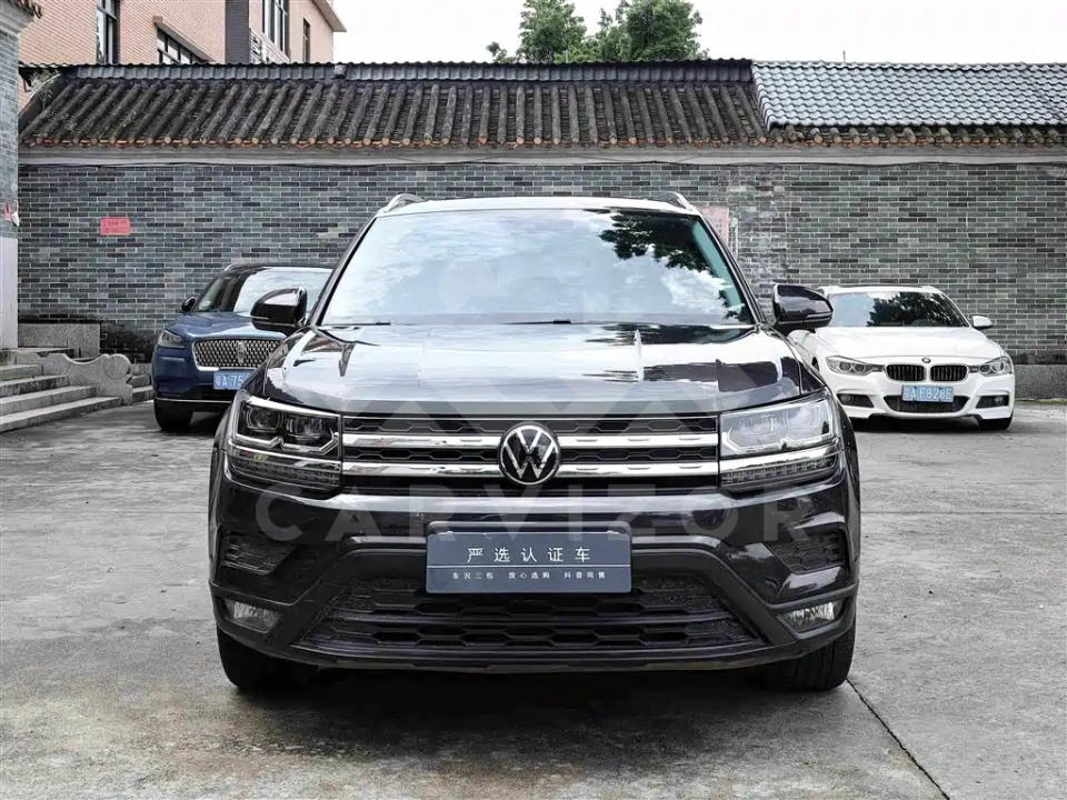 Volkswagen Tharu