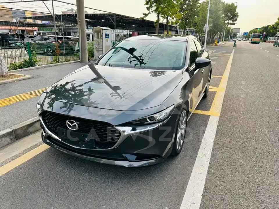 Mazda 3 Axela