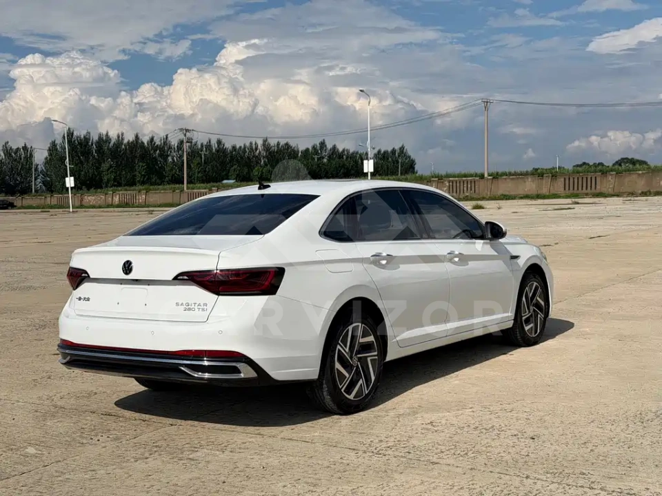 Volkswagen Sagitar