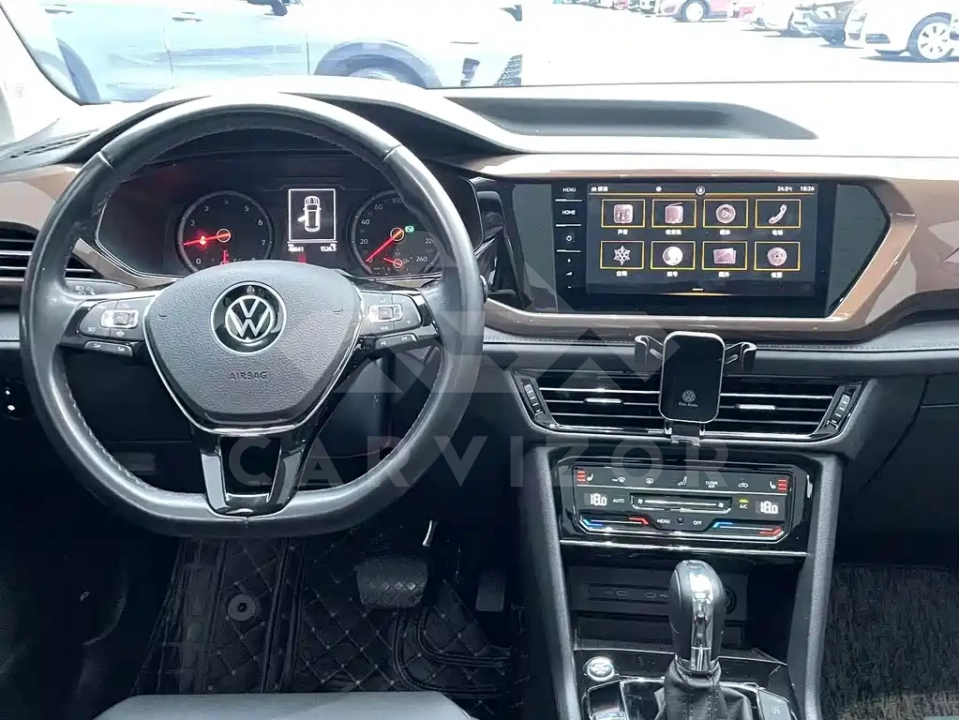 Volkswagen Tharu