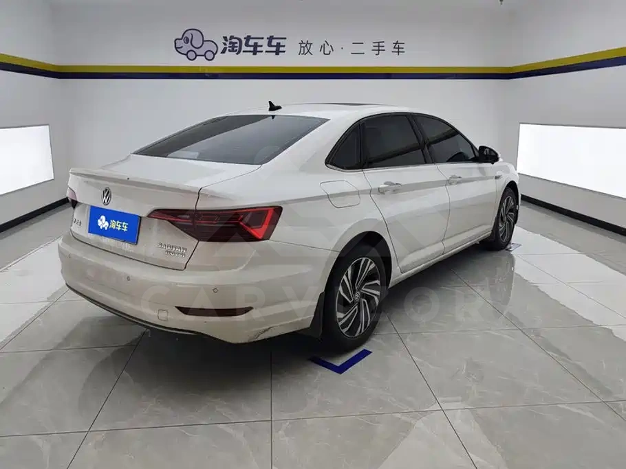 Volkswagen Sagitar