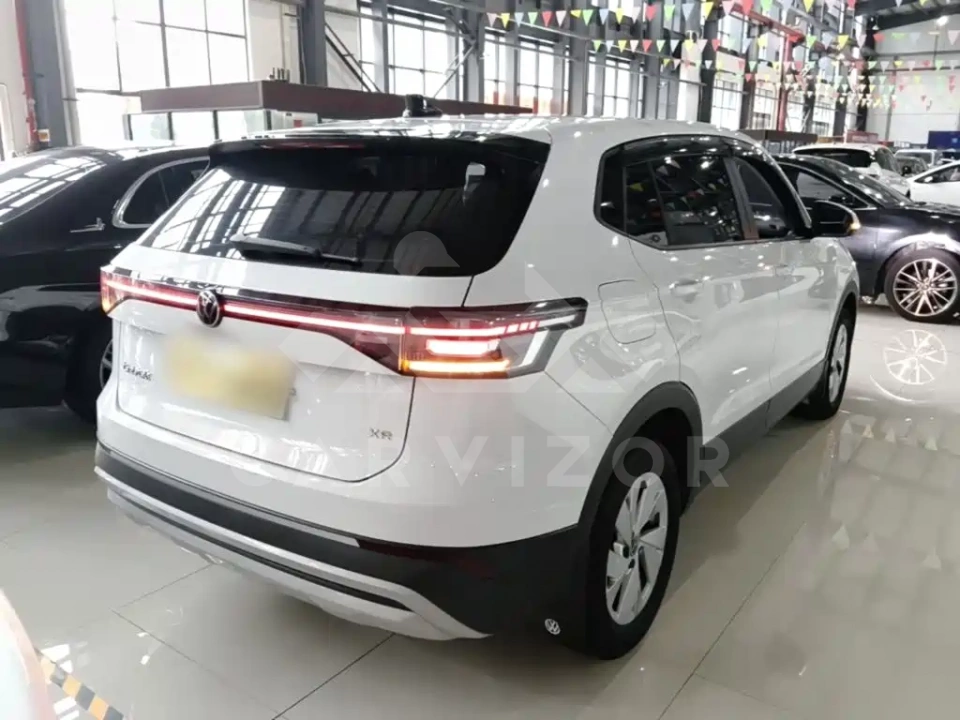 Volkswagen Tharu
