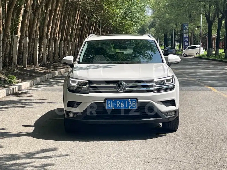 Volkswagen Tharu