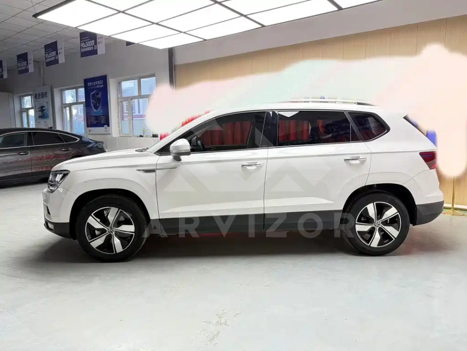 Volkswagen Tharu