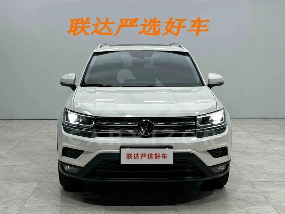 Volkswagen Tharu