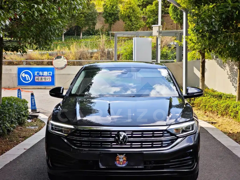 Volkswagen Sagitar