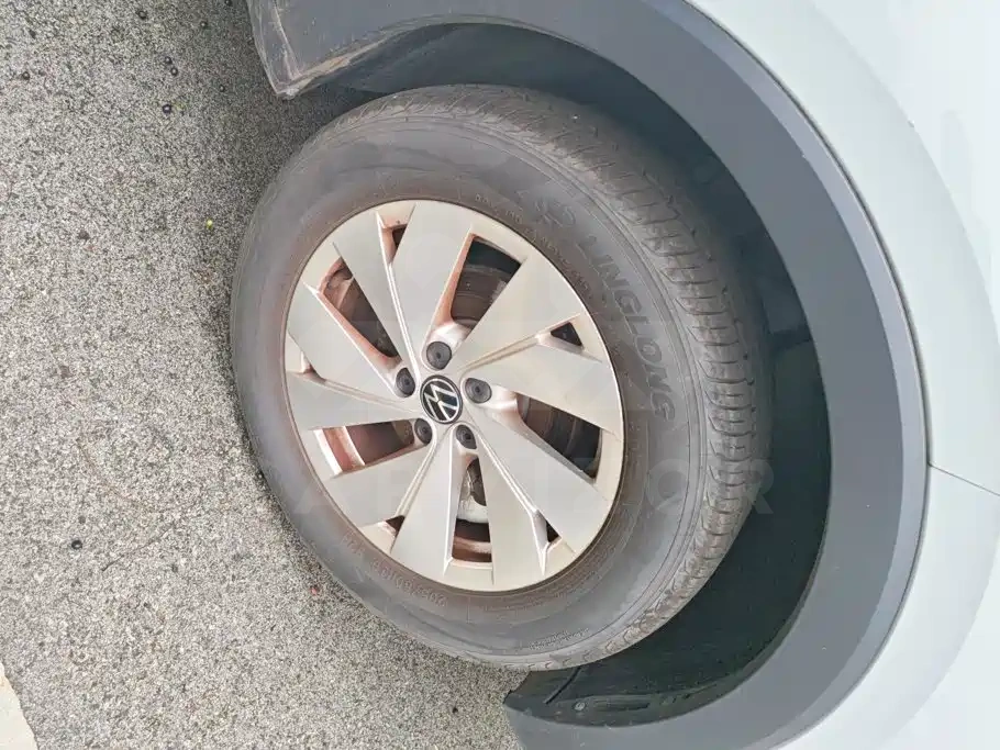 Volkswagen Tharu
