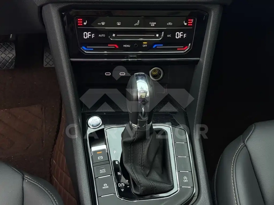 Volkswagen Tharu
