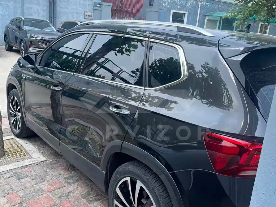 Volkswagen Tharu