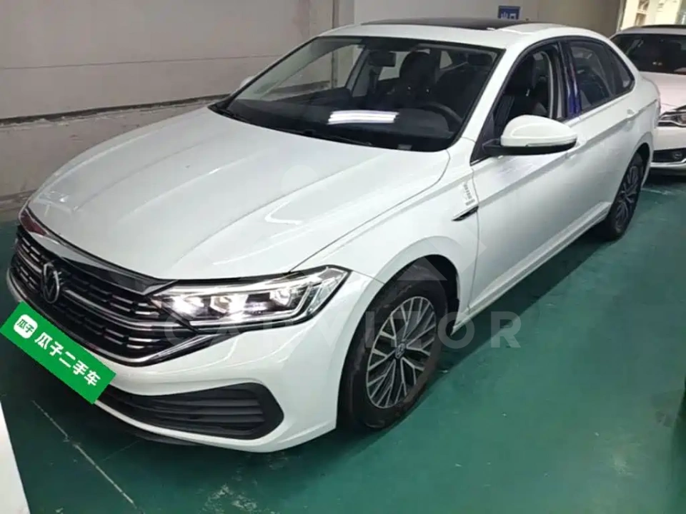 Volkswagen Sagitar