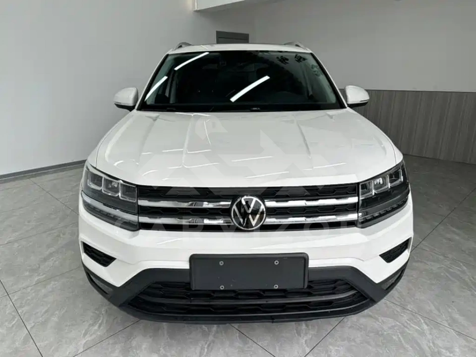 Volkswagen Tharu