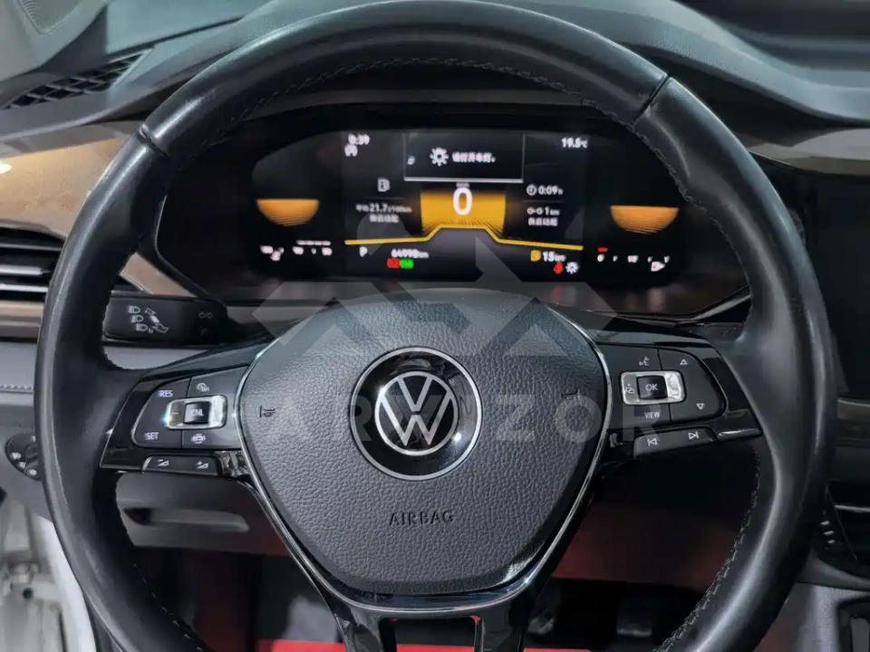 Volkswagen Tharu