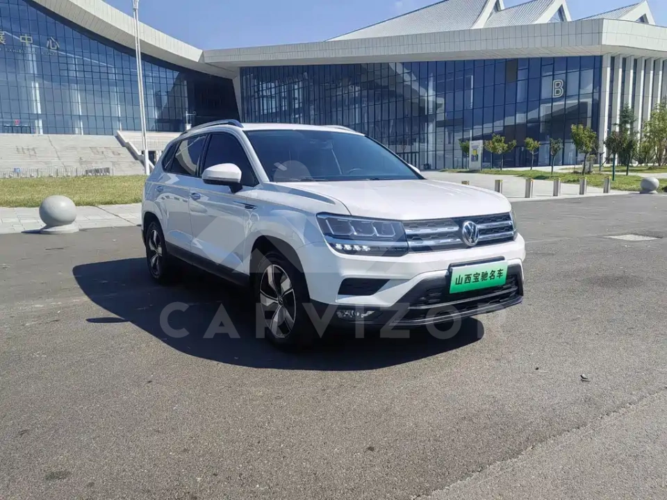 Volkswagen Tharu