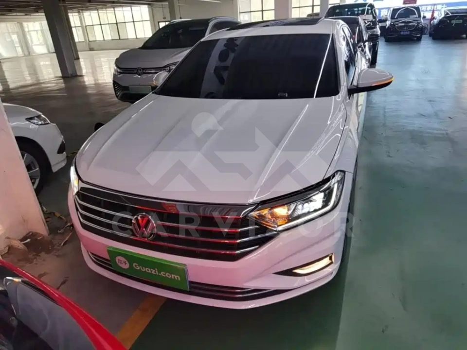 Volkswagen Sagitar