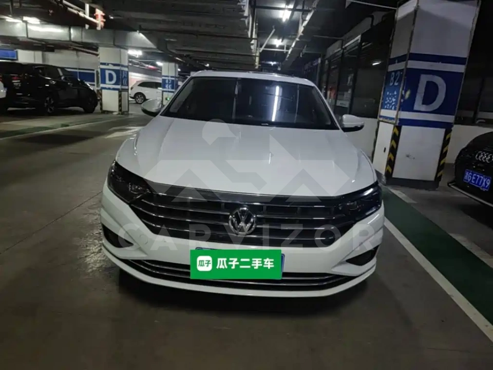 Volkswagen Sagitar