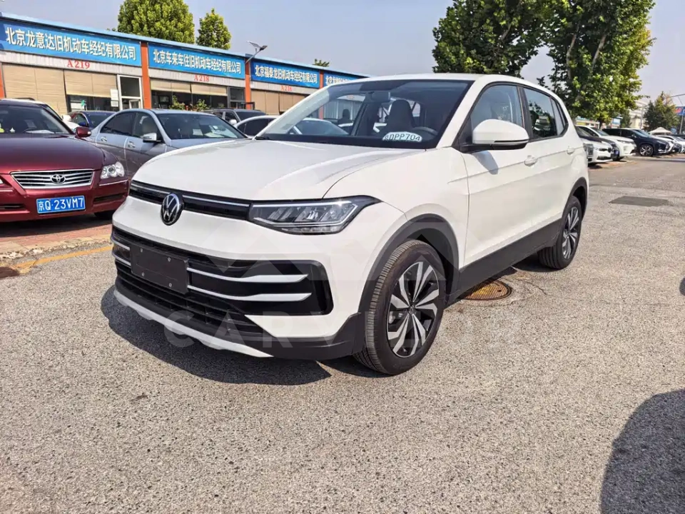 Volkswagen Tharu