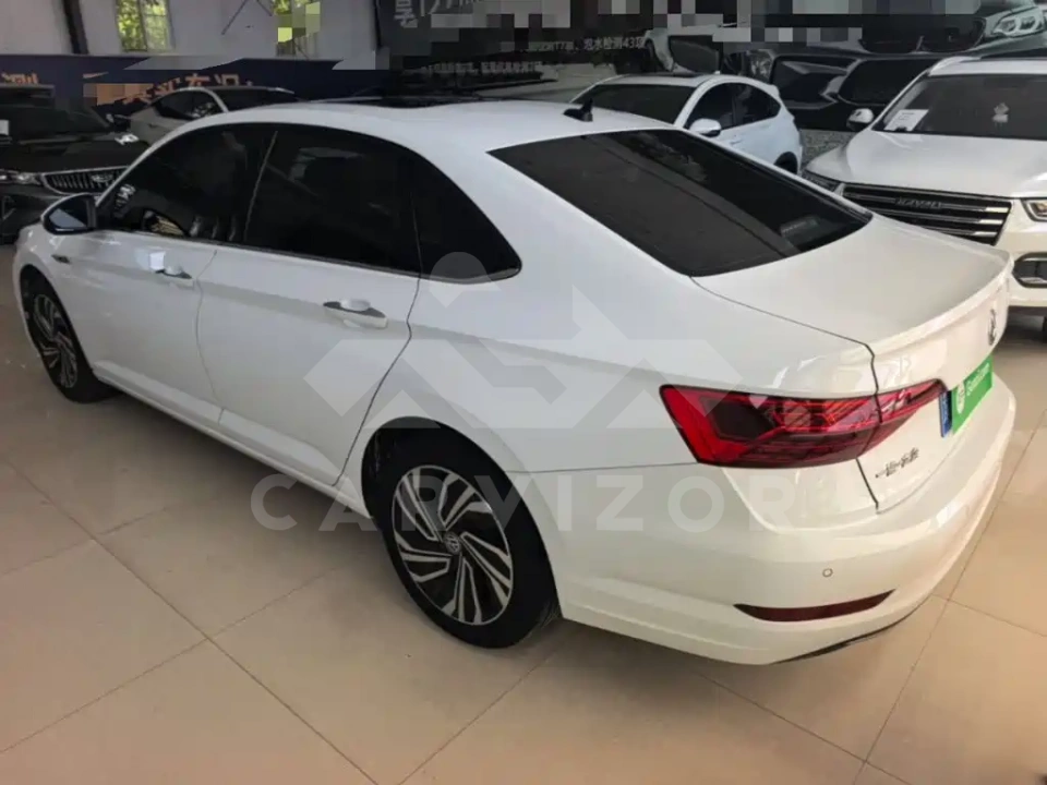 Volkswagen Sagitar
