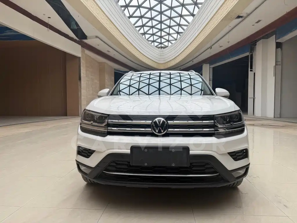 Volkswagen Tharu
