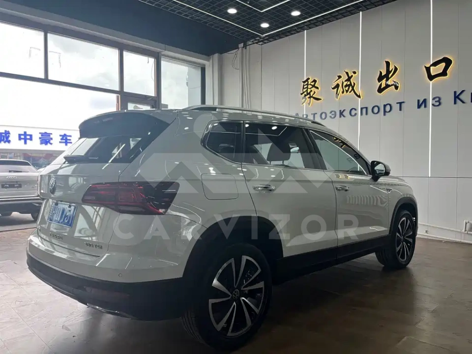 Volkswagen Tharu