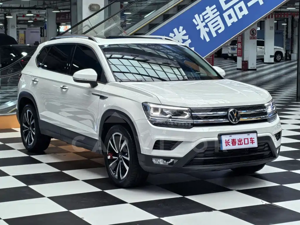 Volkswagen Tharu