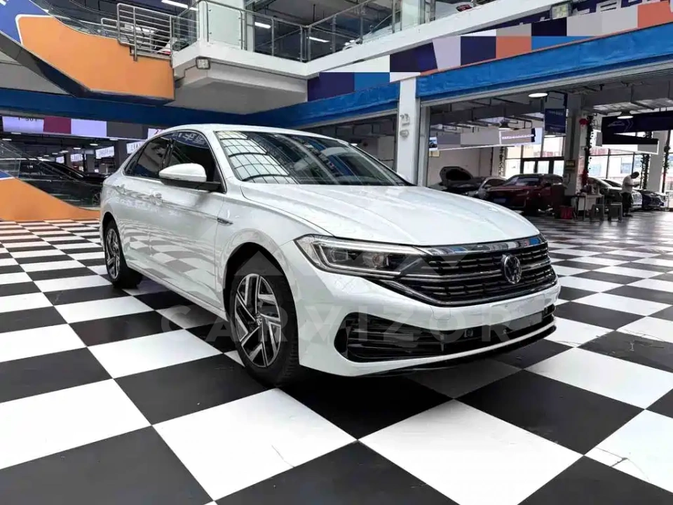 Volkswagen Sagitar