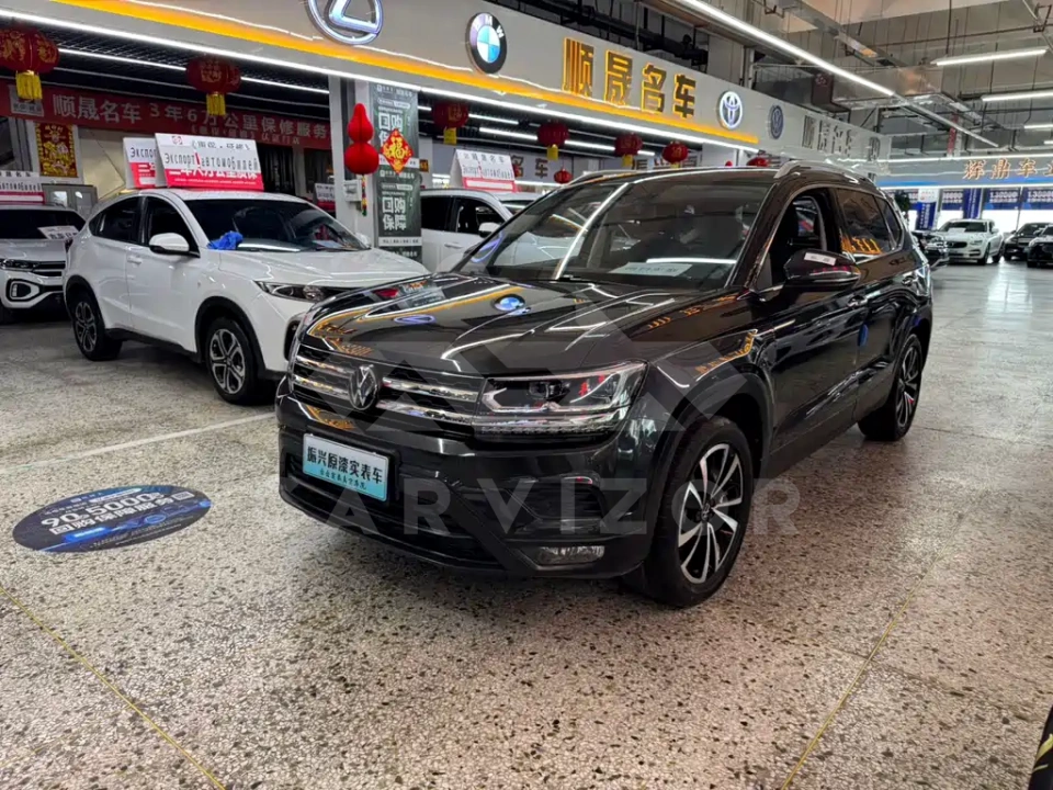 Volkswagen Tharu