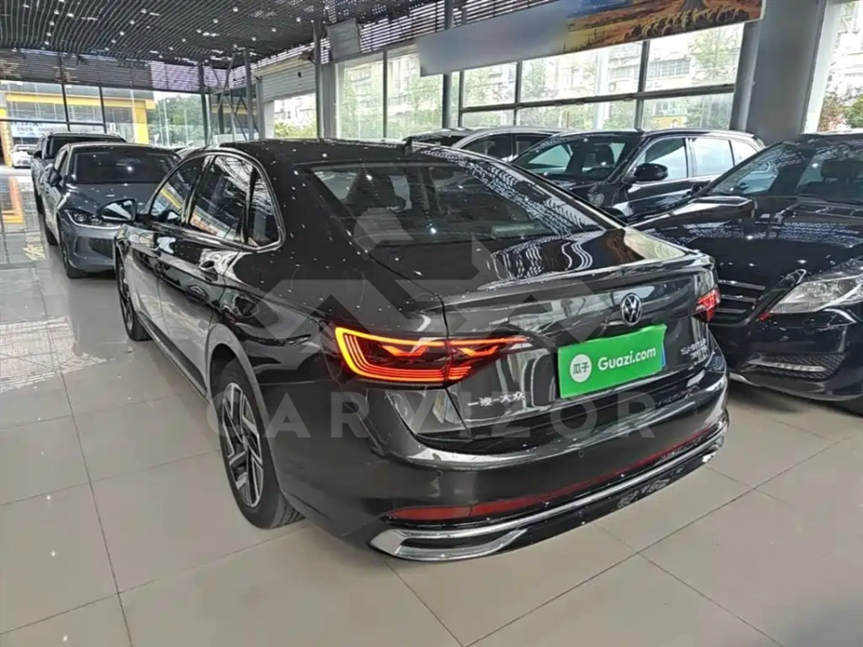 Volkswagen Sagitar