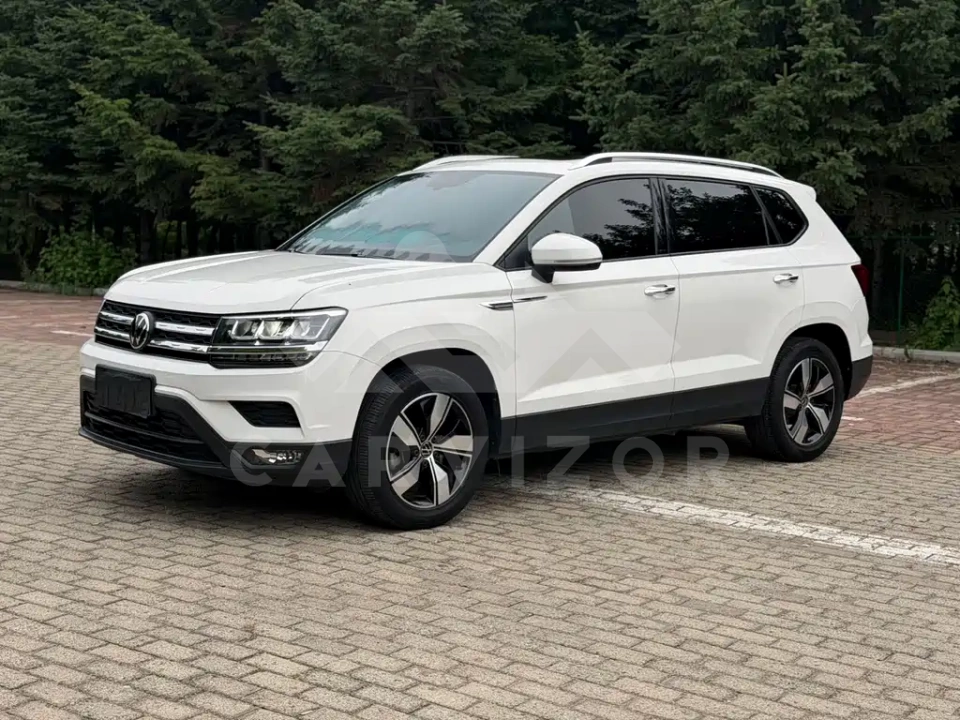 Volkswagen Tharu