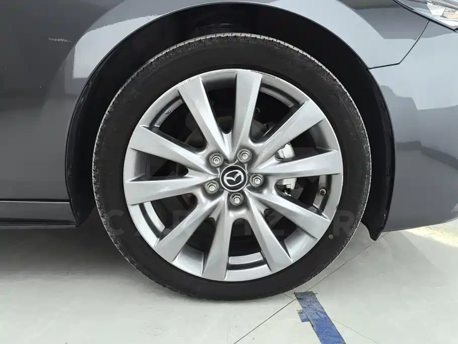 Mazda 3 Axela