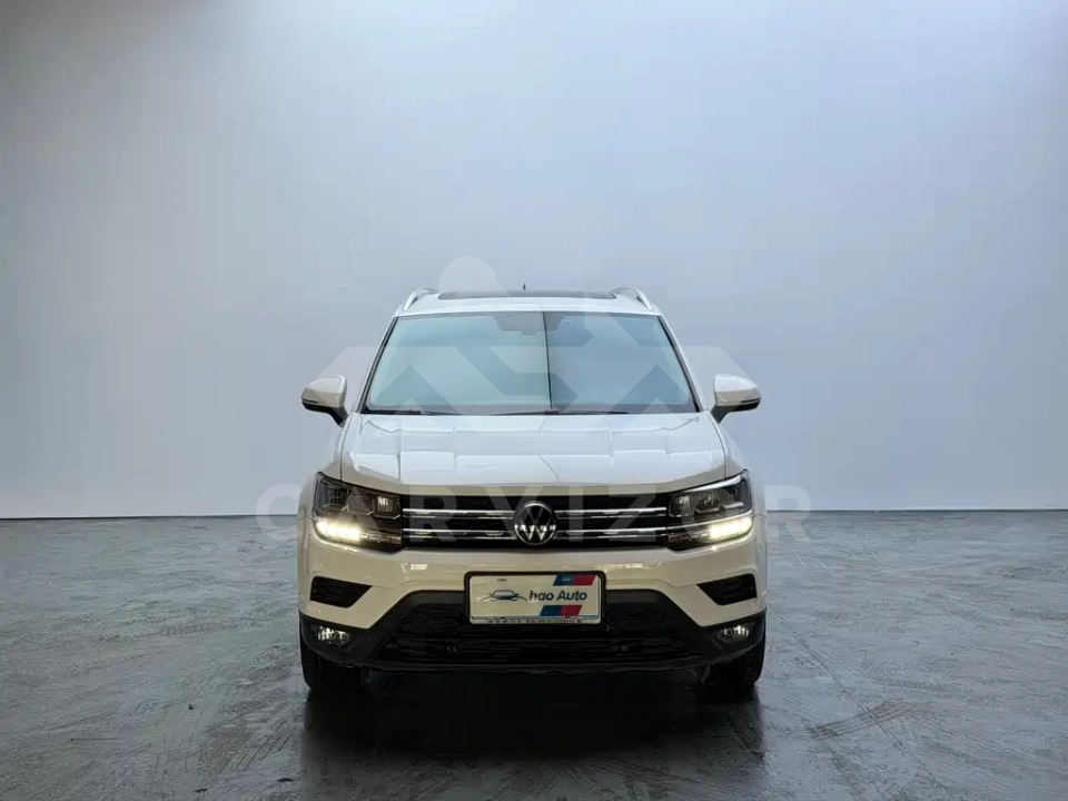 Volkswagen Tharu