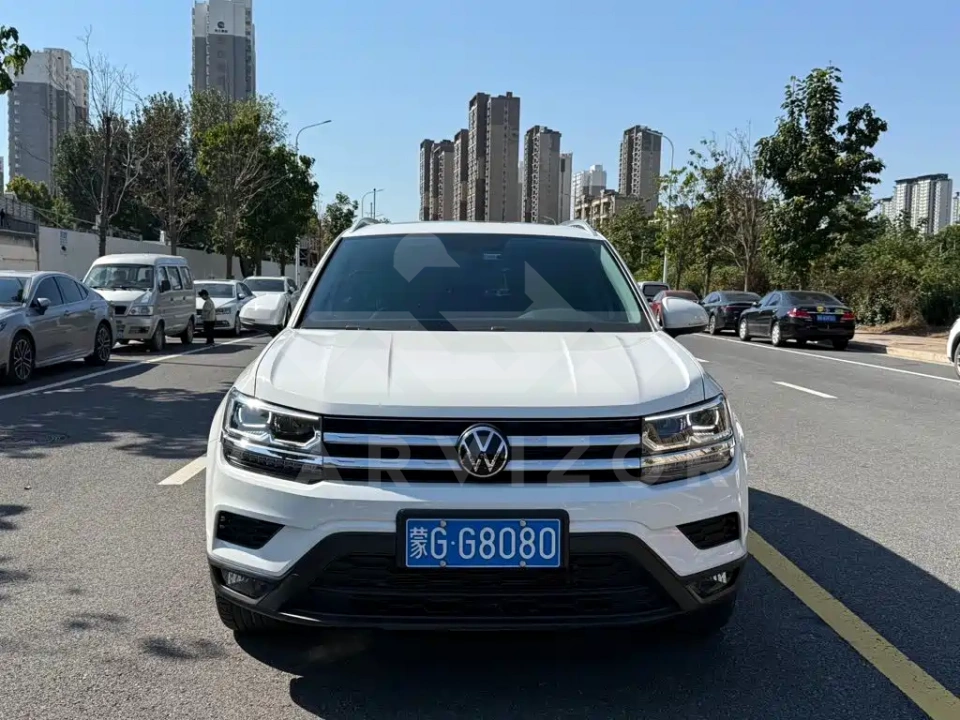 Volkswagen Tharu