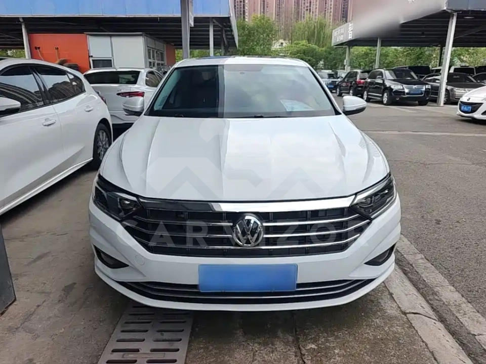 Volkswagen Sagitar
