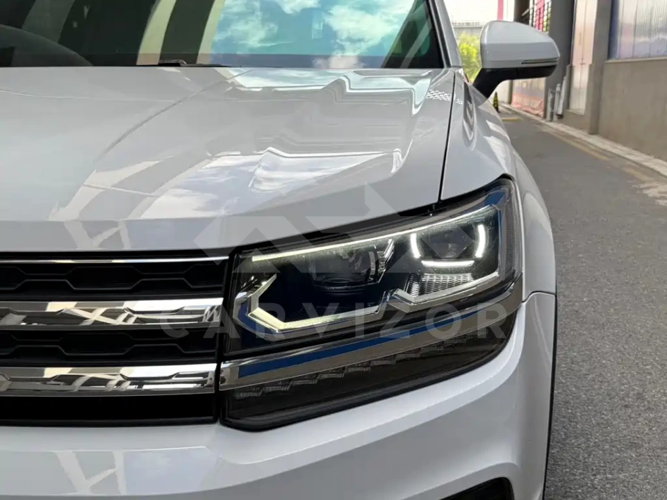 Volkswagen Tharu