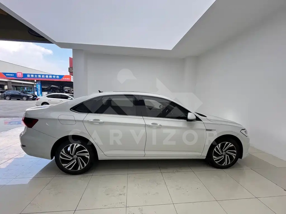 Volkswagen Sagitar