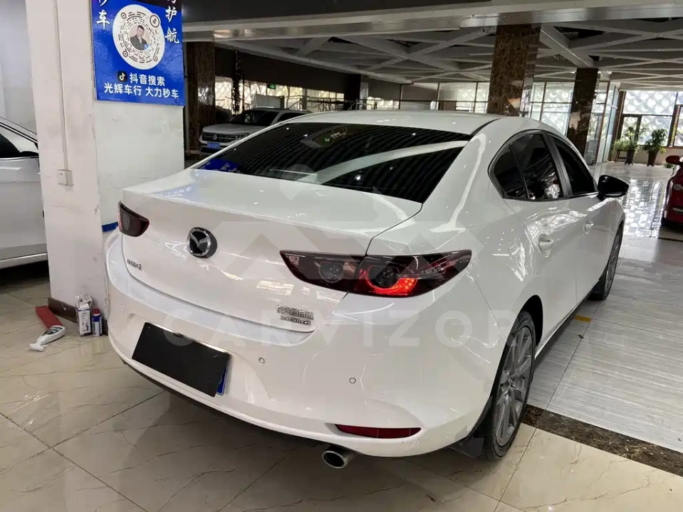 Mazda 3 Axela