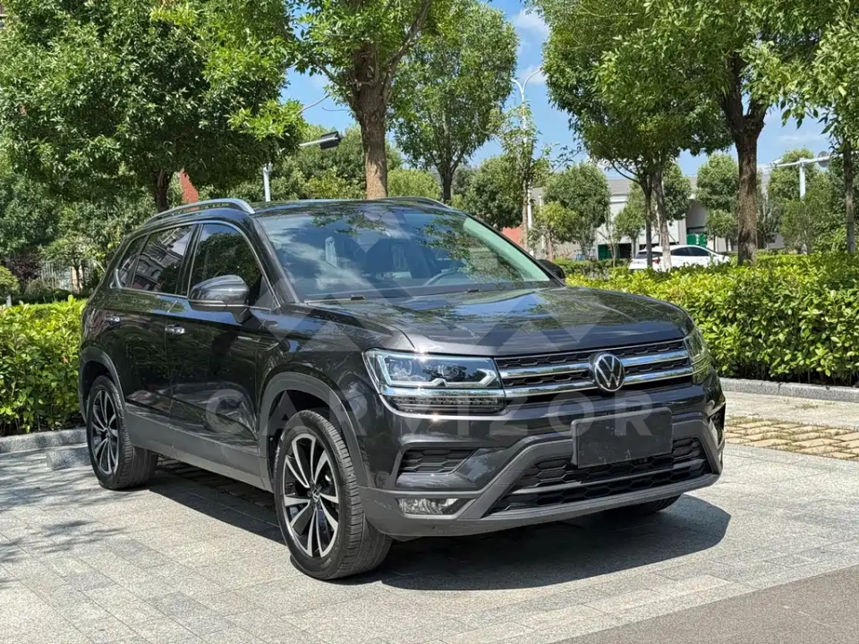 Volkswagen Tharu