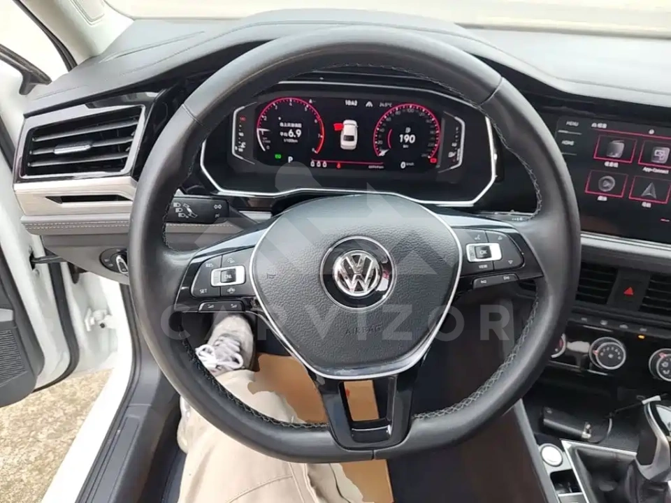 Volkswagen Sagitar