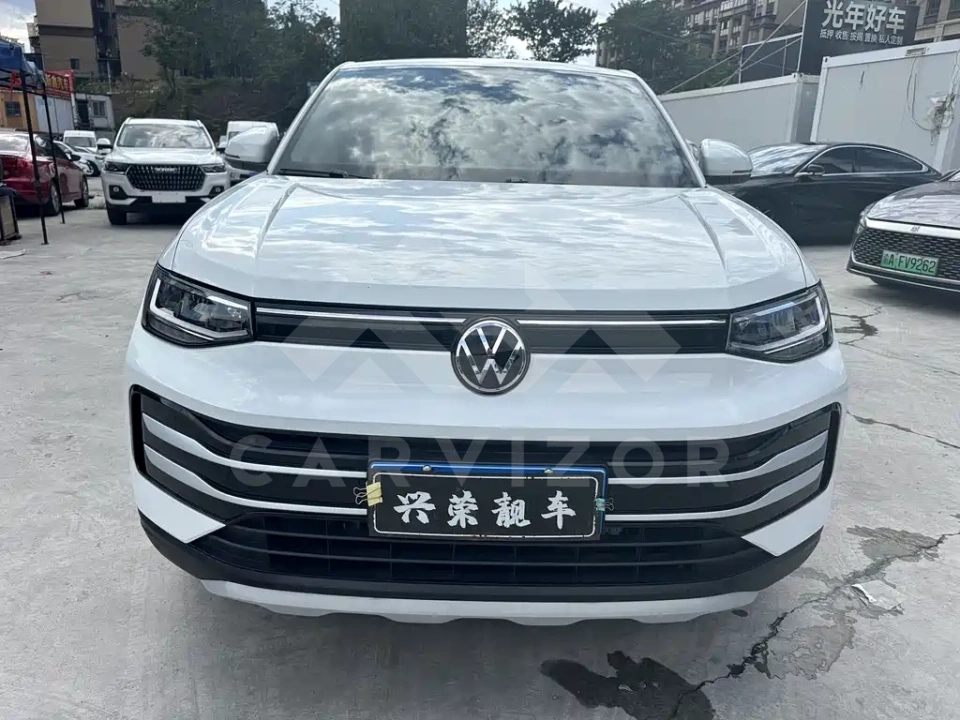 Volkswagen Tharu