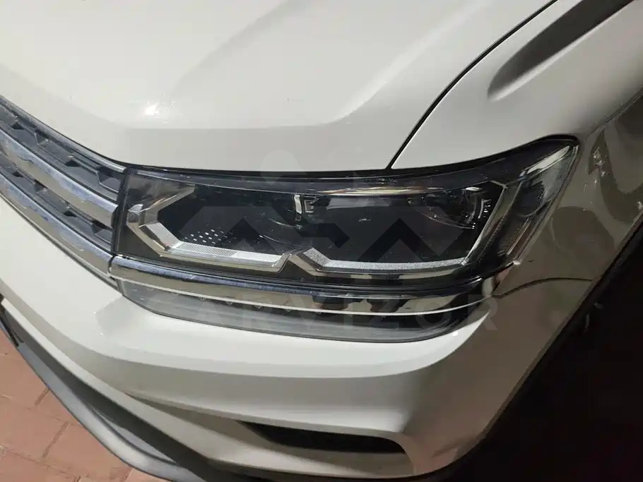 Volkswagen Tharu