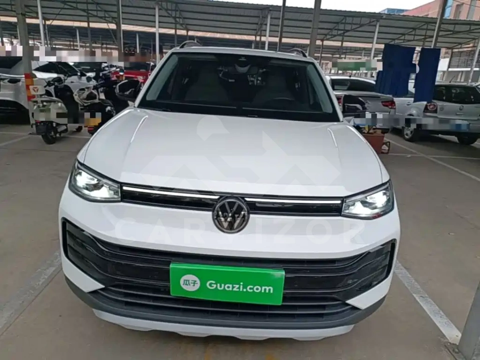 Volkswagen Tharu