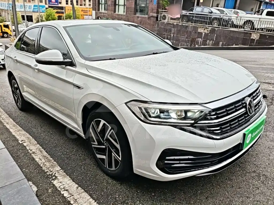 Volkswagen Sagitar