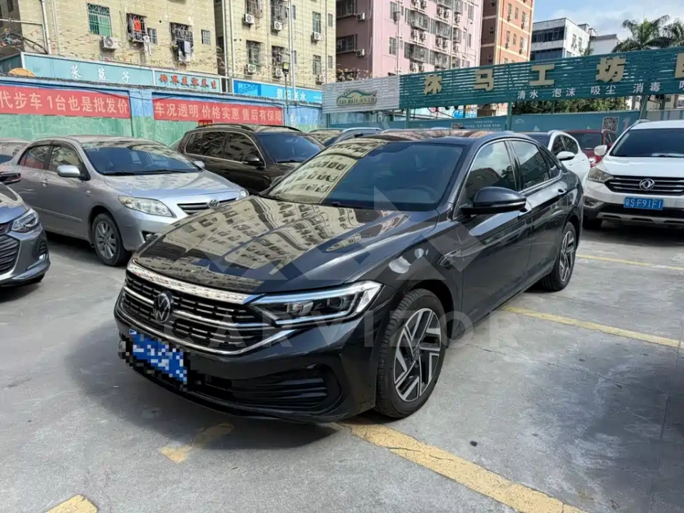 Volkswagen Sagitar
