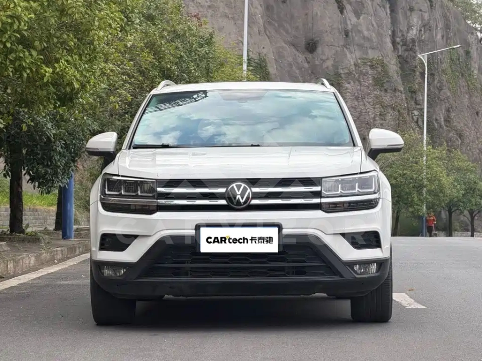 Volkswagen Tharu