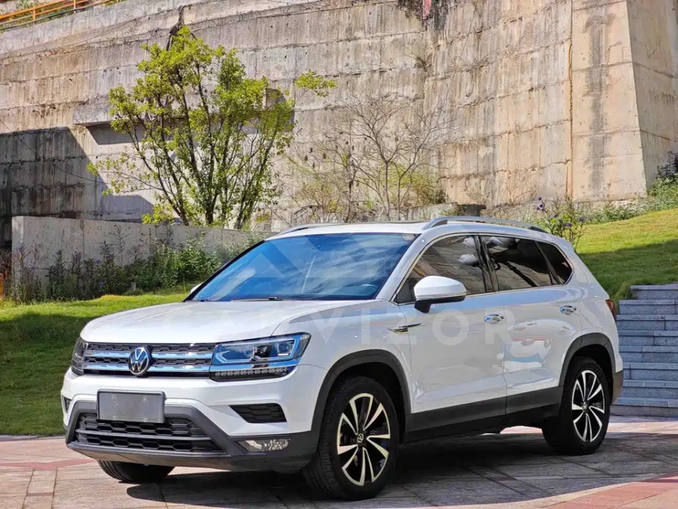 Volkswagen Tharu