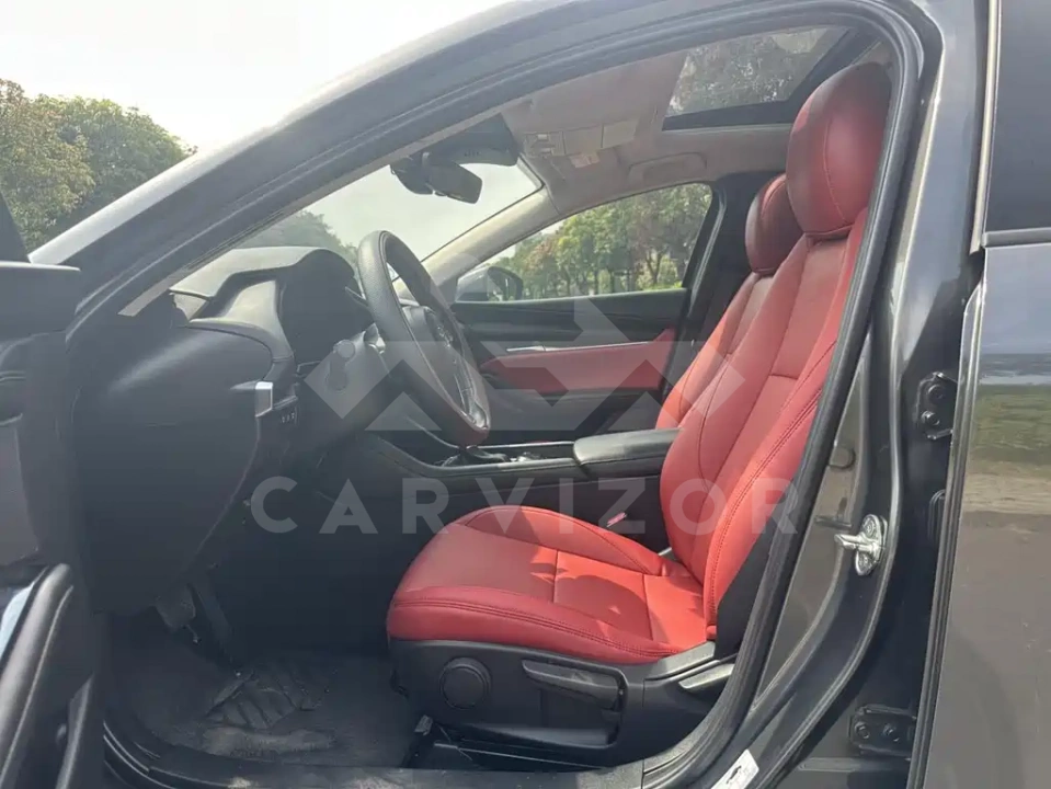 Mazda 3 Axela