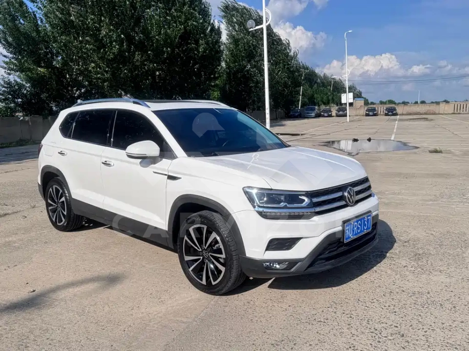 Volkswagen Tharu