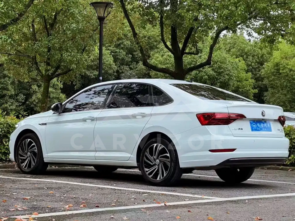 Volkswagen Sagitar