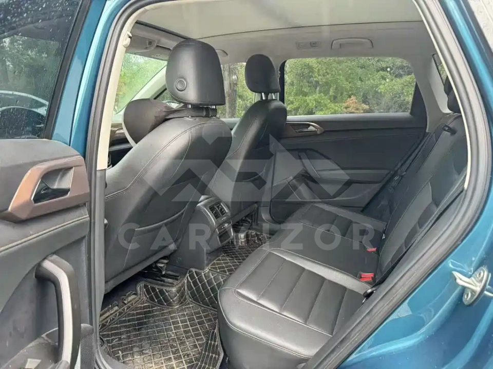 Volkswagen Tharu