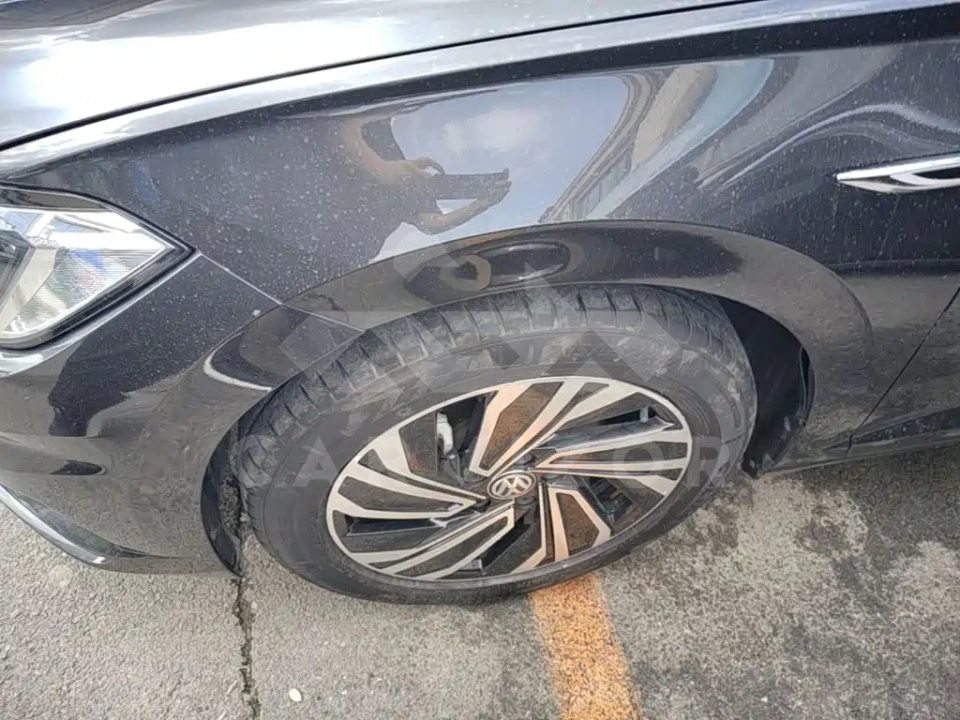 Volkswagen Sagitar
